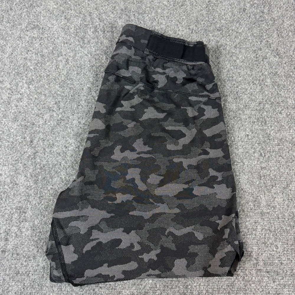Lululemon Mens Surge Lined Shorts 6" Heritage 365 Camo Black Grey Size M